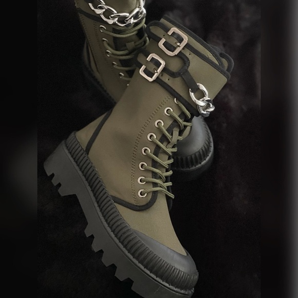 🖤 Military Canvas Boots 🖤 - Picture 2 of 6